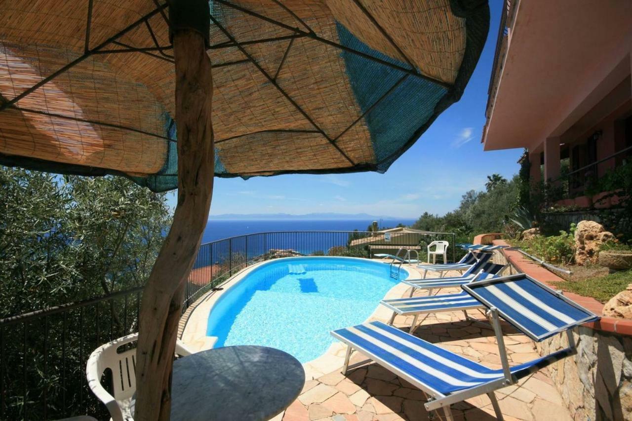 Villa Panoramica Tra Suggestive Notti Stellate. Torre delle Stelle Exteriör bild